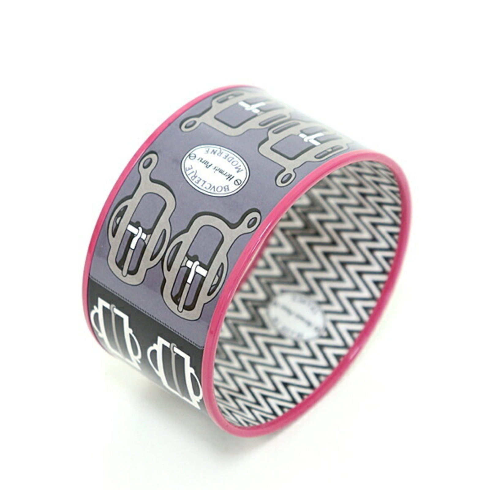 HERMES Charm Bracelet Black Pink White: HERMES Charm Bracelet Black Pink White Black, pink, and white hues come together in a striking design on this 18.5cm charm bracelet from Hermes, a French fashion house renowned for its elegant accesso