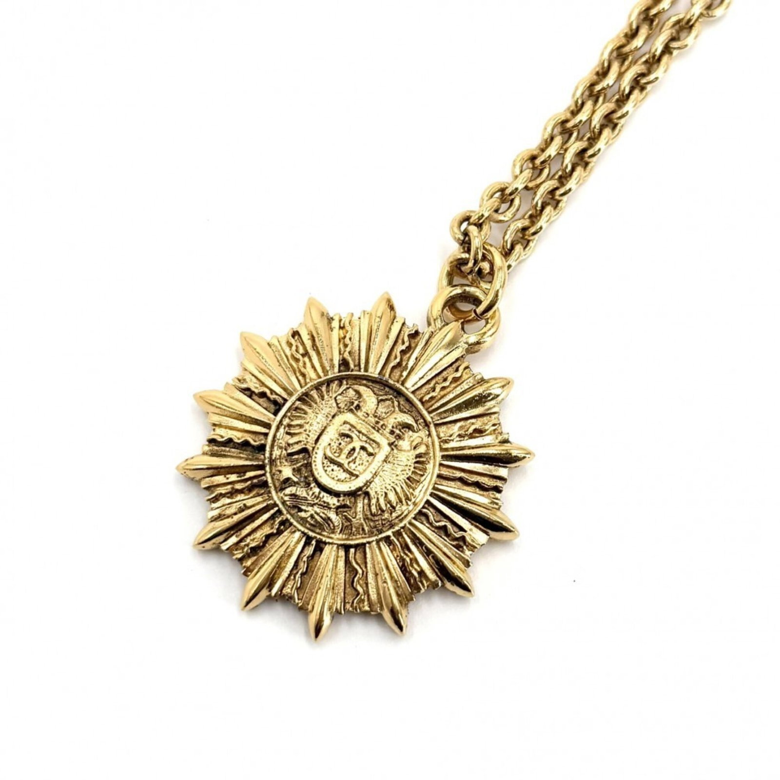 CHANEL Gold Plating: CHANEL Gold Plating Gold Plating Necklace by ChanelGold plating on a 74.5 cm / 29.33'' adjustable necklace with a 45mm x 45mm pendant, bearing visible signs of wear. The necklace is in good condition,
