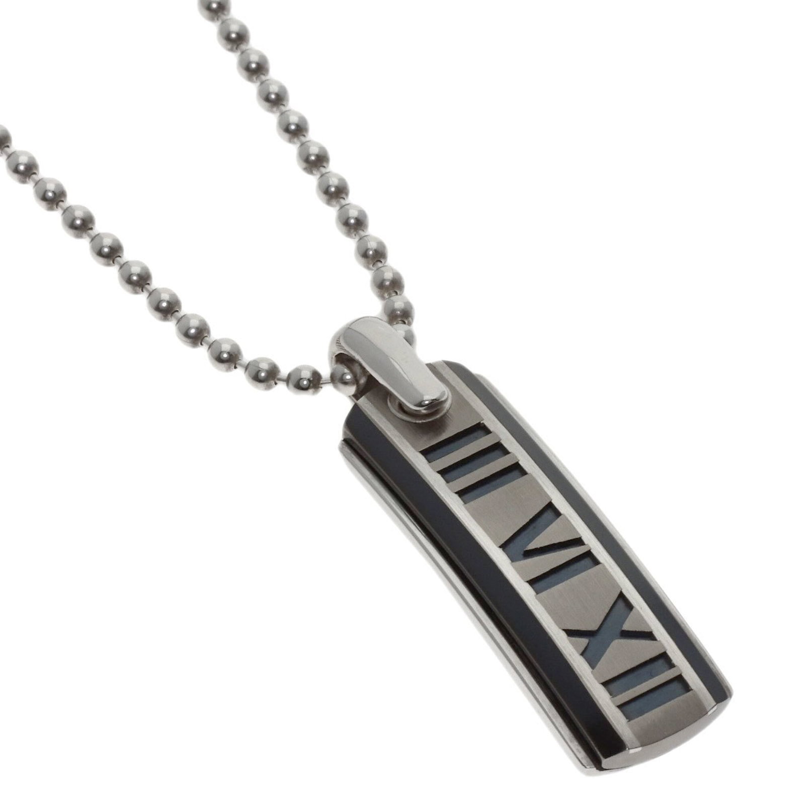 TIFFANY Silver Necklace: TIFFANY Silver Necklace Silver Tiffany Necklace with a classic design, featuring a silver chain with a subtle sheen, available in a 46 cm circumference to fit most neck sizes. The necklace bears a