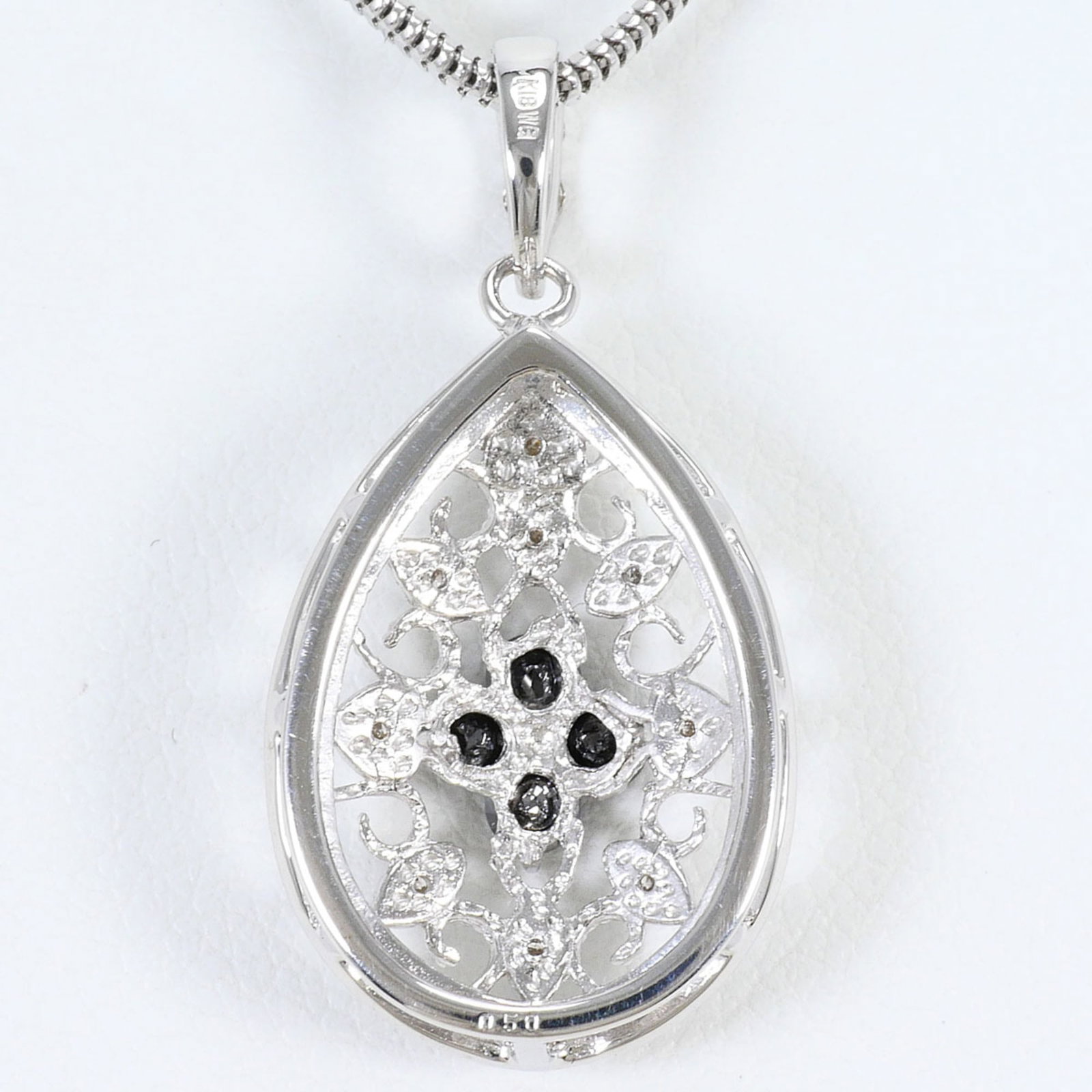 White Gold (18K) - 3