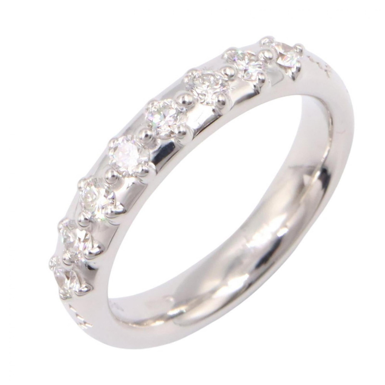 GUCCI Band Ring White Gold (18K): GUCCI Band Ring White Gold (18K) 18K white gold band ring from Gucci, featuring a clear diamond stone, and available in US size 3.5. The ring is in very good condition, with minor signs of wear and sm