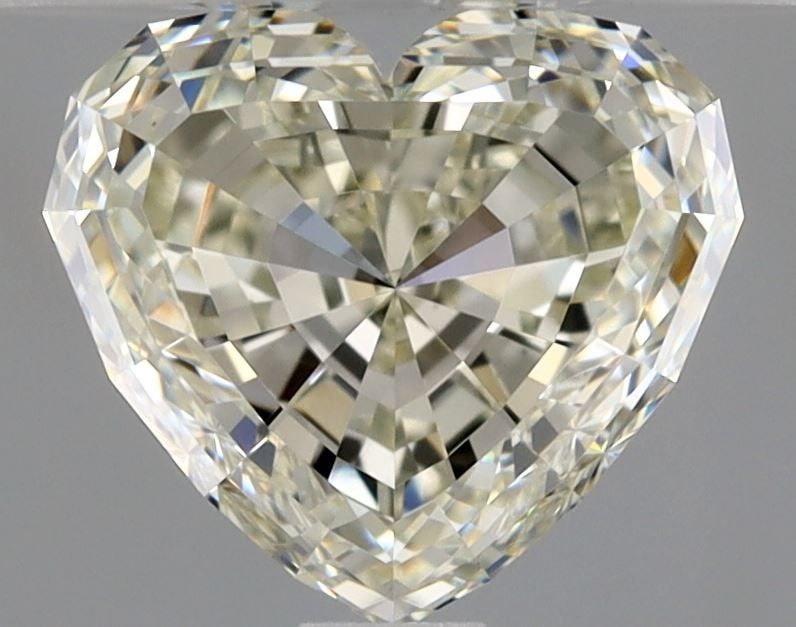 HRD Heart 1.57ct J VVS2 - Loose Natural Diamond: HRD Heart 1.57ct J VVS2 - Loose Natural Diamond Item Specifics: Source: Natural White Carat: 1.57 Cut: - Color: J Clarity: VVS2 Polish: EX Symmetry: EX Measurements: 6.49L X 7.23W X 4.54H