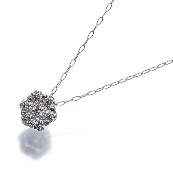 Diamond 0.30Ct Flower Paved Necklace 850 900 Platinum: Diamond 0.30Ct Flower Paved Necklace 850 900 Platinum Platinum 0.30ct Diamond Flower Paved Pendant Necklace: A delicate 850/900 platinum necklace featuring a 0.30ct diamond flower paved pendant,