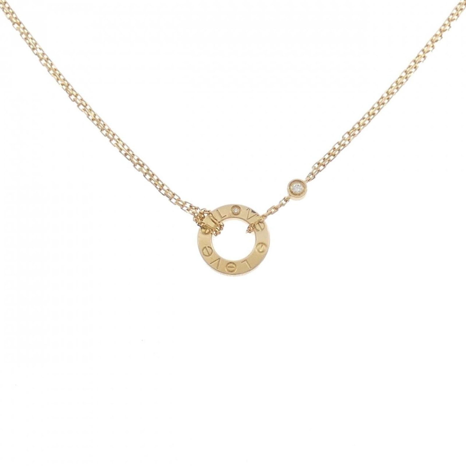 CARTIER Yellow Gold (18K): CARTIER Yellow Gold (18K) Cartier's iconic yellow gold necklace boasts a stunning diamond pendant, carefully crafted to add a touch of elegance to any outfit. With a 13mm x 13mm diamond pendant and a