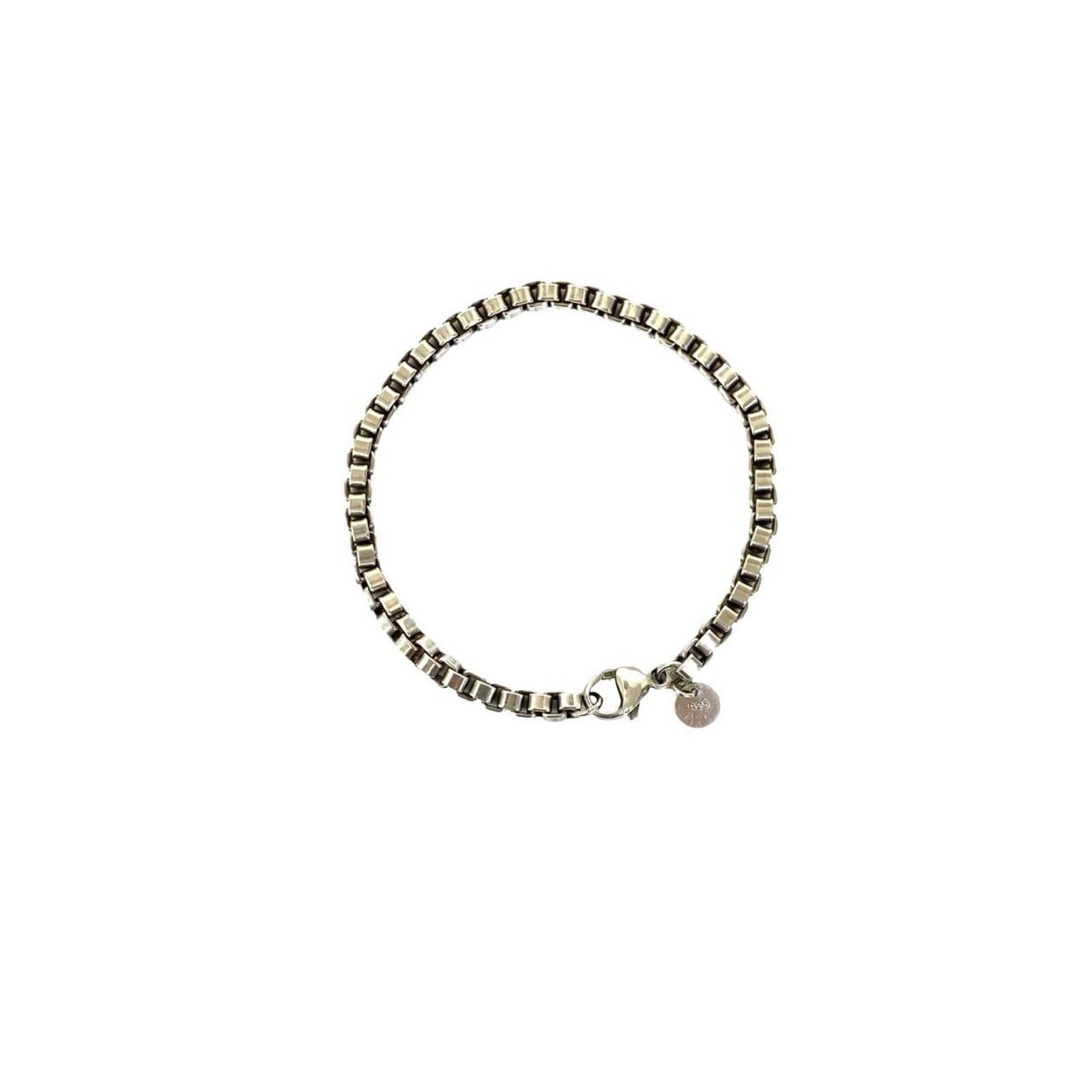 TIFFANY Charm Bracelet Silver 925: TIFFANY Charm Bracelet Silver 925 Silver 925 Charm Bracelet from Tiffany, featuring a classic charm design, measures 19.5cm in length, and showcases a silver finish with visible wear and minor scratch