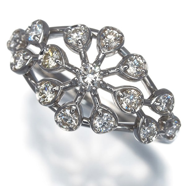 Diamond 0.46Ct Flower Ring 900 Platinum (1 of 4)