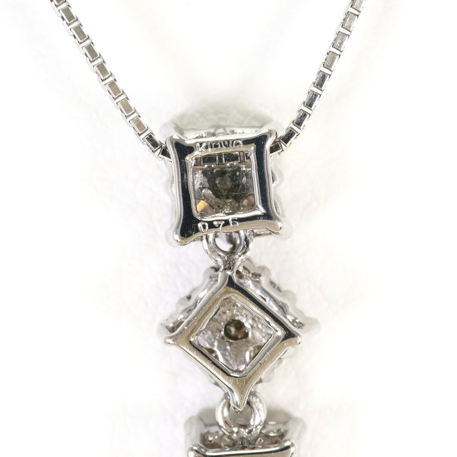 White Gold (18K) - 4