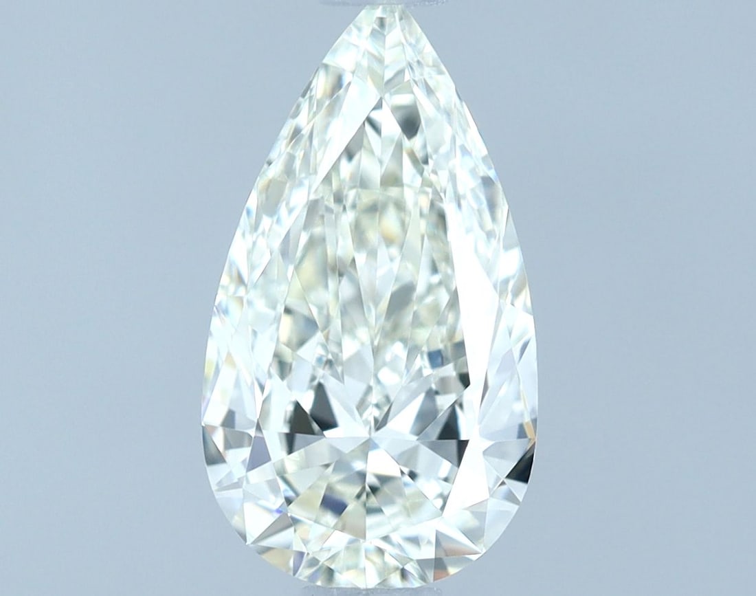 IGI Pear 0.7ct I VVS1 - Loose Natural Diamond: IGI Pear 0.7ct I VVS1 - Loose Natural Diamond IGI-certified 0.7ct I VVS1 natural pear-cut diamond with EX polish and symmetry, boasting exceptional clarity and a high level of cut quality. This loose
