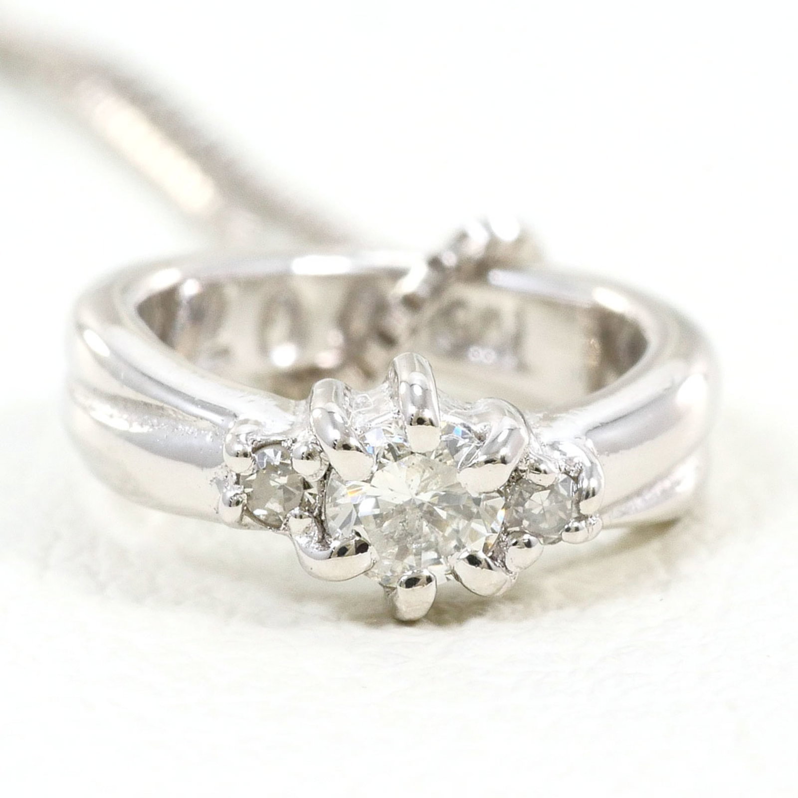White Gold (18K) - 4