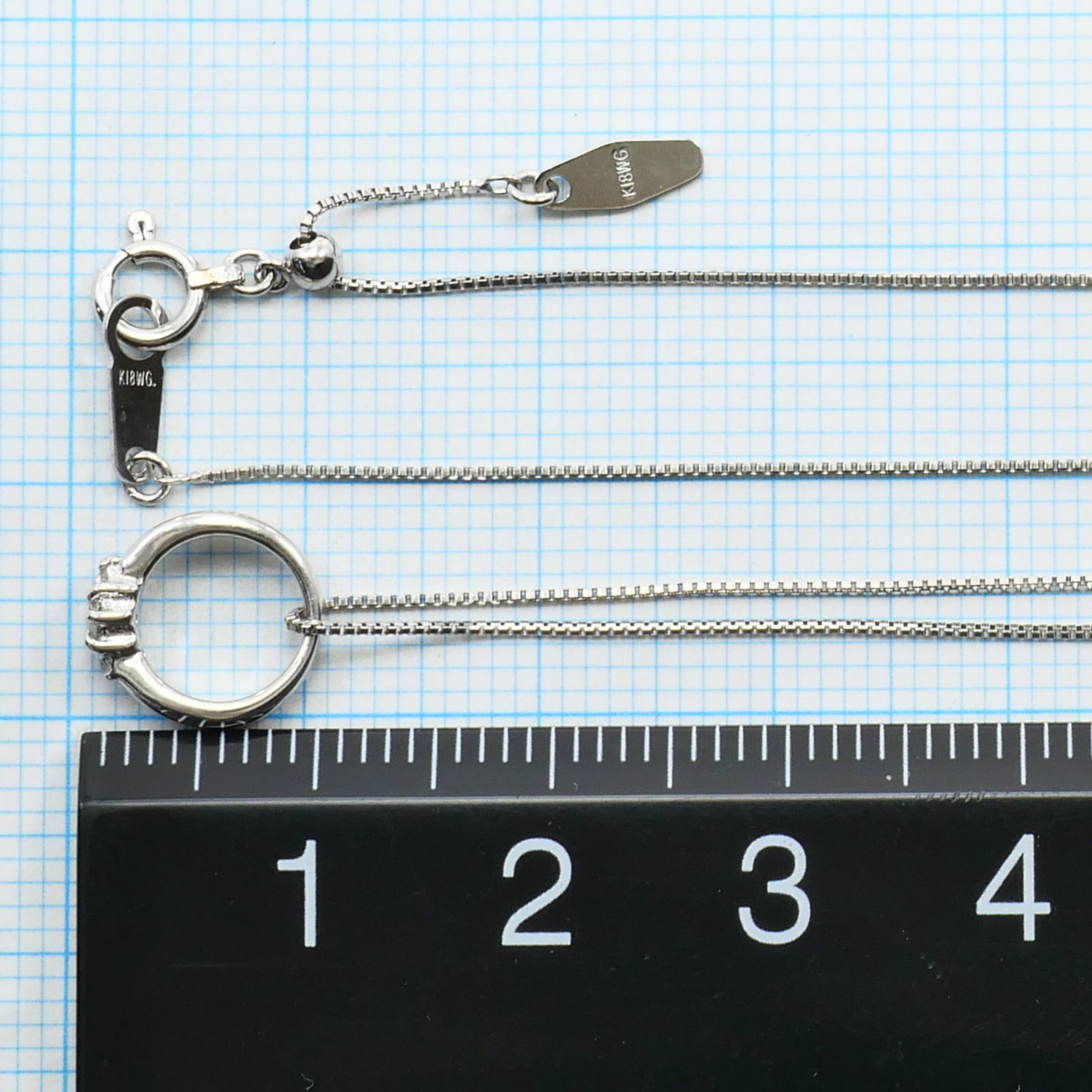 White Gold (18K) - 5