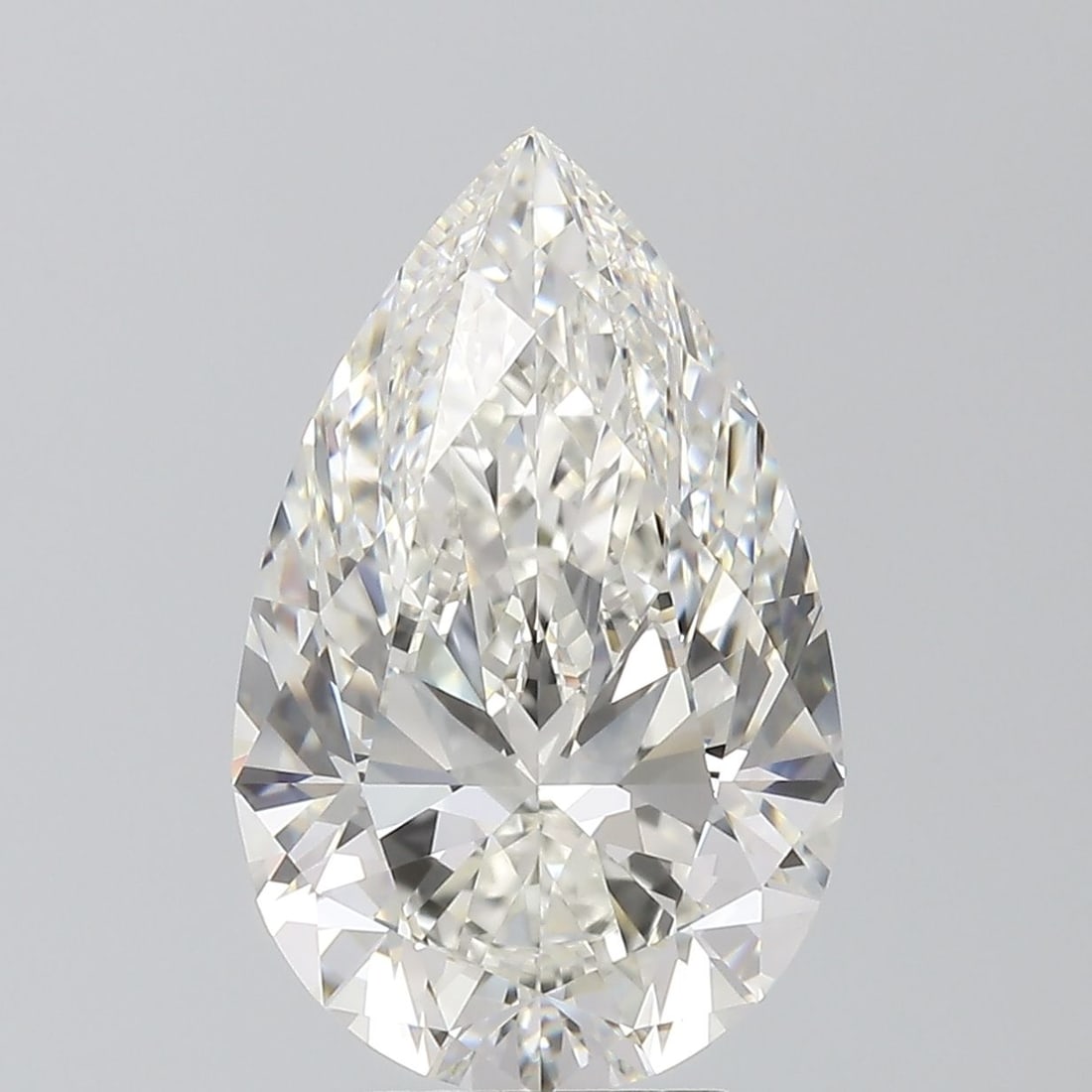 IGI Pear 4.01ct G IF - Loose Natural Diamond: IGI Pear 4.01ct G IF - Loose Natural Diamond IGI-certified 4.01ct G color, IF clarity, and EX polish natural diamond, showcasing exceptional cut and symmetry, with a rich history as a loose natural