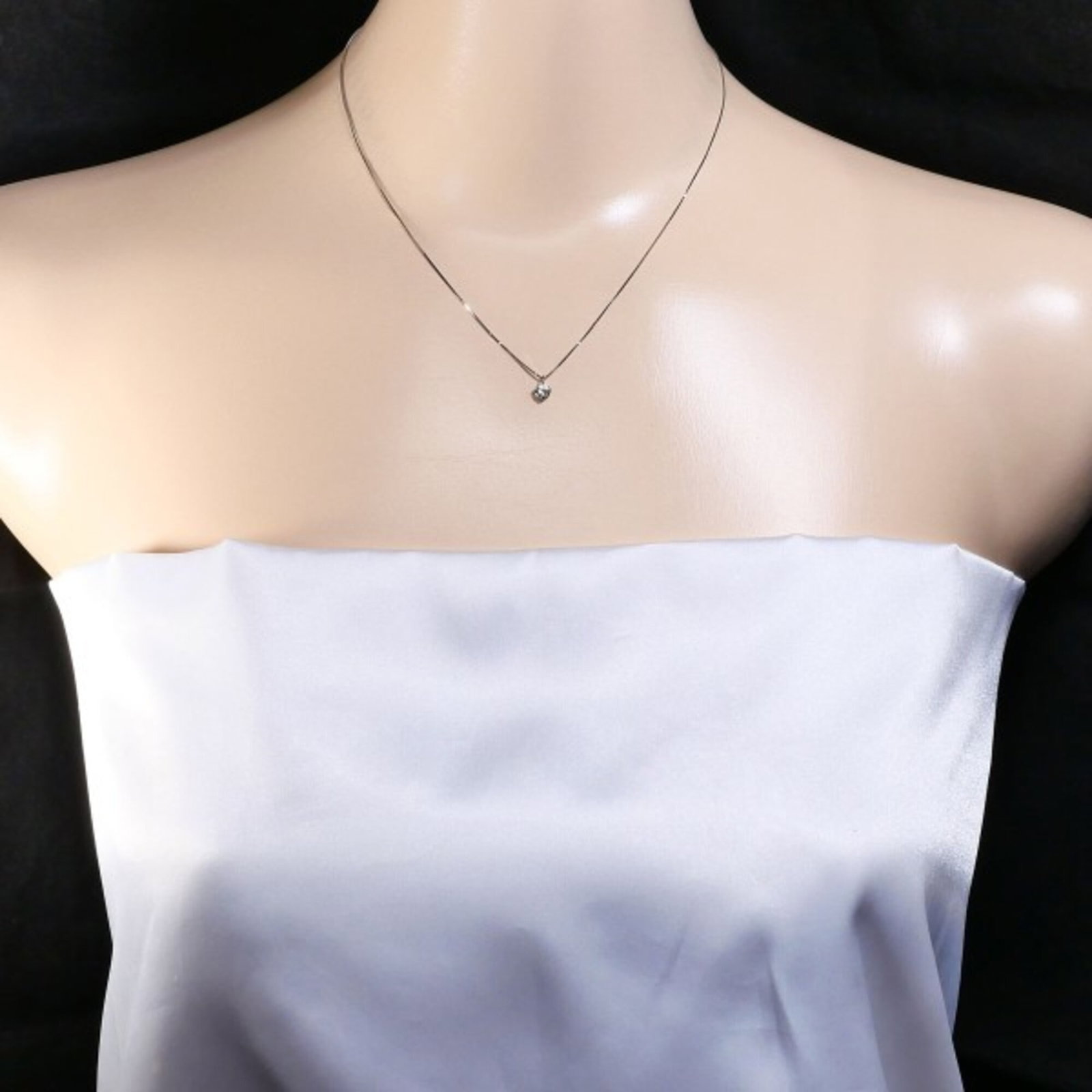 White Gold (18K) - 5