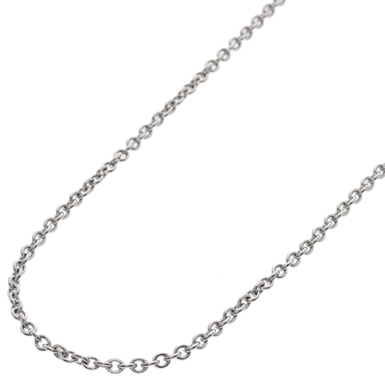 CARTIER White Gold (18K): CARTIER White Gold (18K) This 18K white gold Cartier necklace boasts a classic design, featuring a elegant chain that falls to a 42 cm length. With minor signs of wear, the necklace still shines with