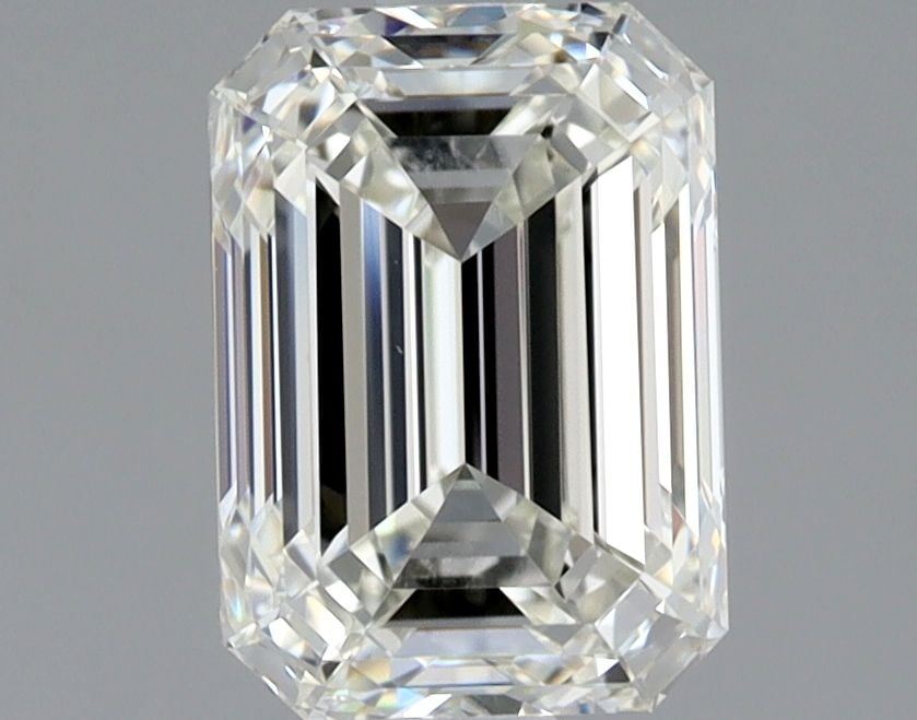 GIA Emerald 1.56ct J VVS2 - Loose Natural Diamond: GIA Emerald 1.56ct J VVS2 - Loose Natural Diamond GIA Emerald 1.56ct J VVS2 - Loose Natural Diamond is a stunning 1.56 carat emerald cut diamond with exceptional clarity and polish. Certified by the