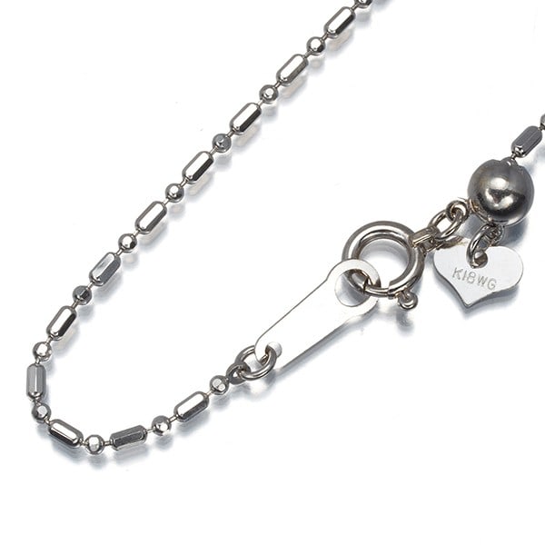 Short & Long Chain Necklace 45Cm 18K 750 White Gold: Short & Long Chain Necklace 45Cm 18K 750 White Gold This 18k white gold chain necklace boasts a sleek design with a 45cm adjustable length, perfect for personalizing your style. The chain's 1.2mm
