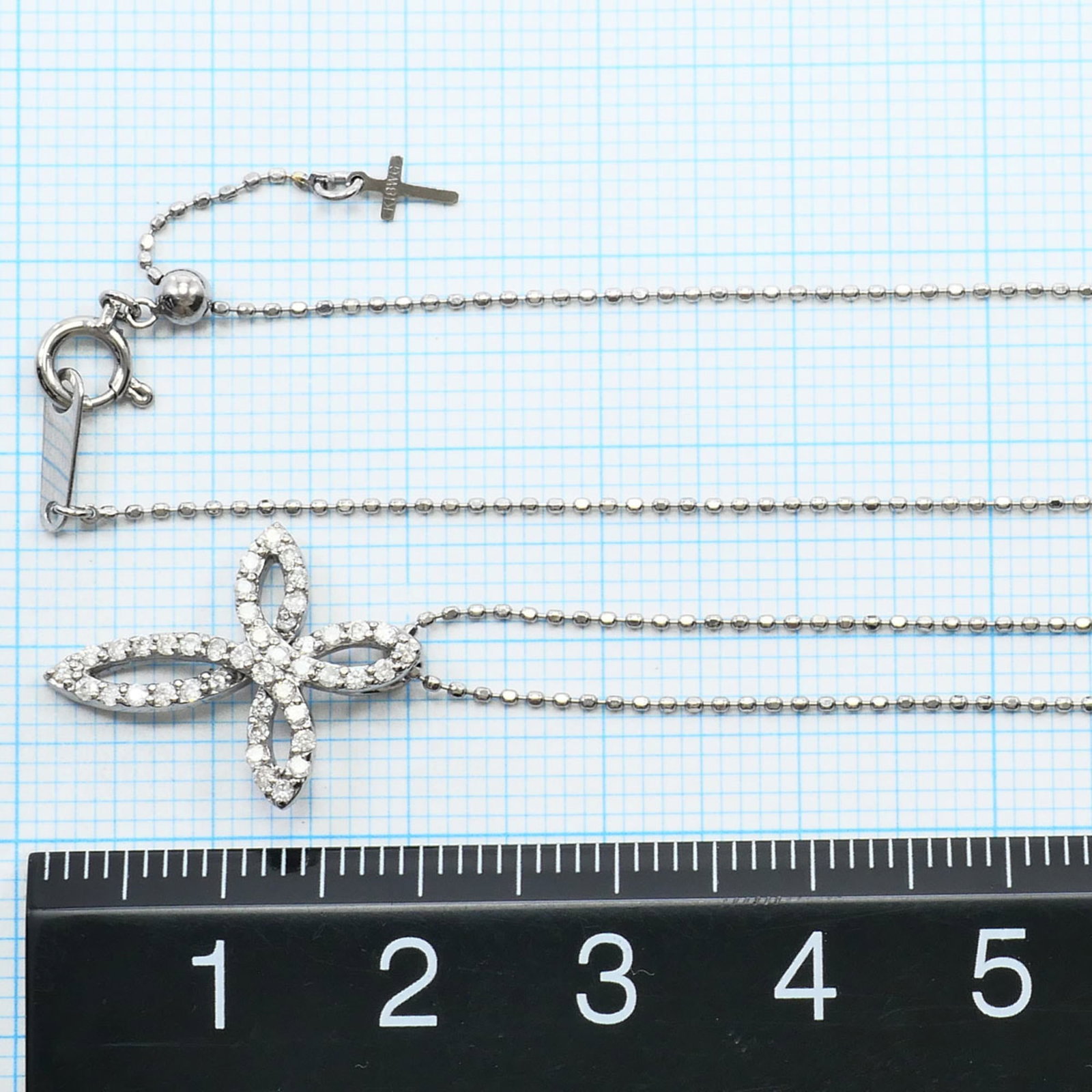 White Gold (18K) - 5