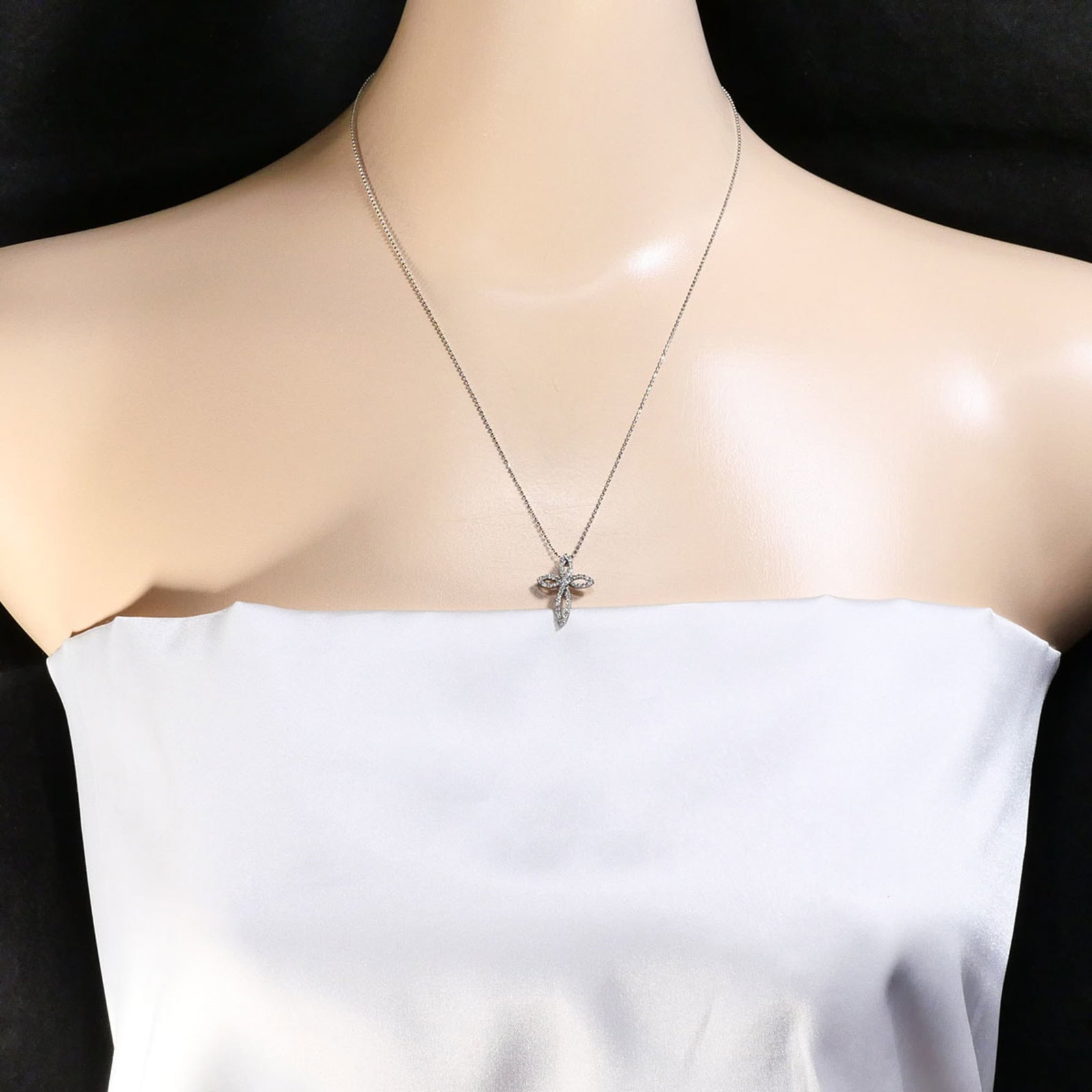 White Gold (18K) - 6