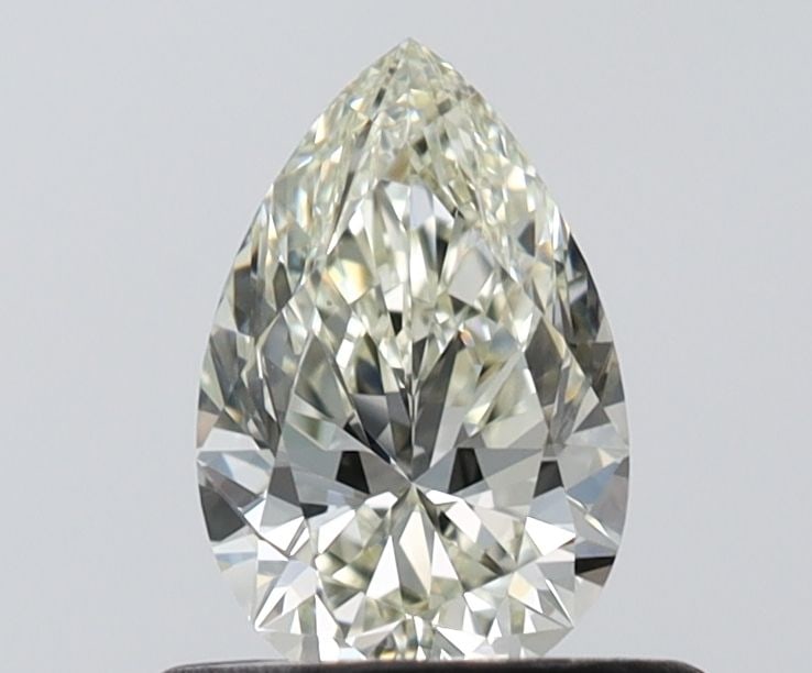 IGI Pear 0.55ct J IF - Loose Natural Diamond: IGI Pear 0.55ct J IF - Loose Natural Diamond IGI-certified 0.55ct pear-shaped diamond with a J color, IF clarity, and EX polish and symmetry, set in a loose natural setting. This stone boasts exceptio