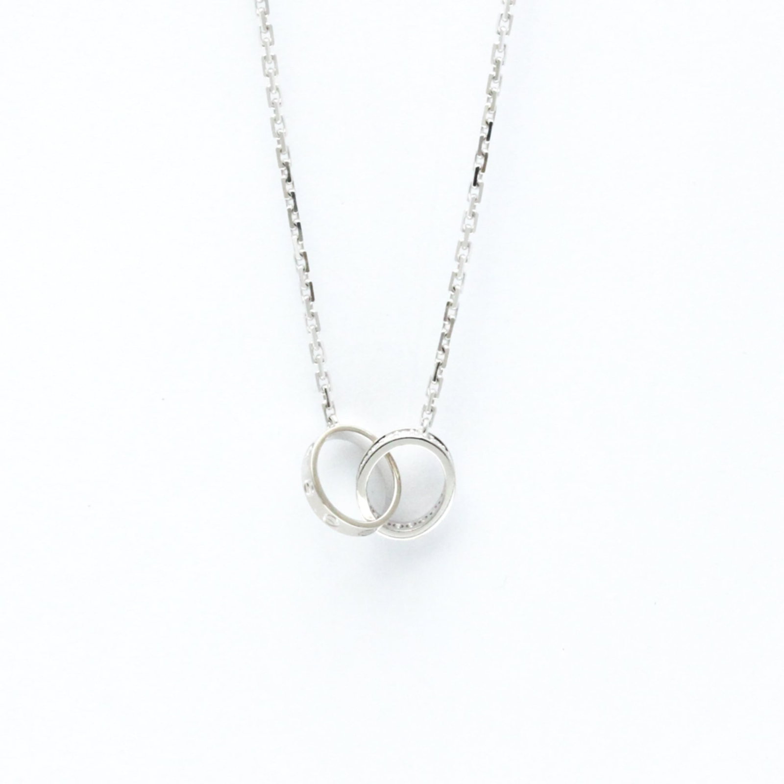 CARTIER White Gold (18K): CARTIER White Gold (18K) White gold (18K) pendant necklace with a 6.7g diamond, measuring 10mm x 11mm, set in a stylish 43 cm necklace. The necklace bears a signature and is made from 18K white gold, 