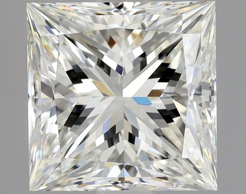 GIA Princess 1.8ct I VVS2 - Loose Natural Diamond: GIA Princess 1.8ct I VVS2 - Loose Natural Diamond GIA certified 1.8ct I VVS2 natural diamond, showcasing exceptional clarity and cut quality with EX polish and VG symmetry. This loose diamond is a rar