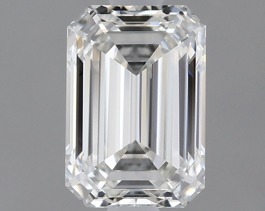 GIA Emerald 0.7ct I VVS1 - Loose Natural Diamond: GIA Emerald 0.7ct I VVS1 - Loose Natural Diamond GIA Emerald 0.7ct I VVS1 - Loose Natural DiamondThis 0.7ct GIA-certified emerald-cut diamond boasts exceptional clarity, with a VVS1 grade indicating m