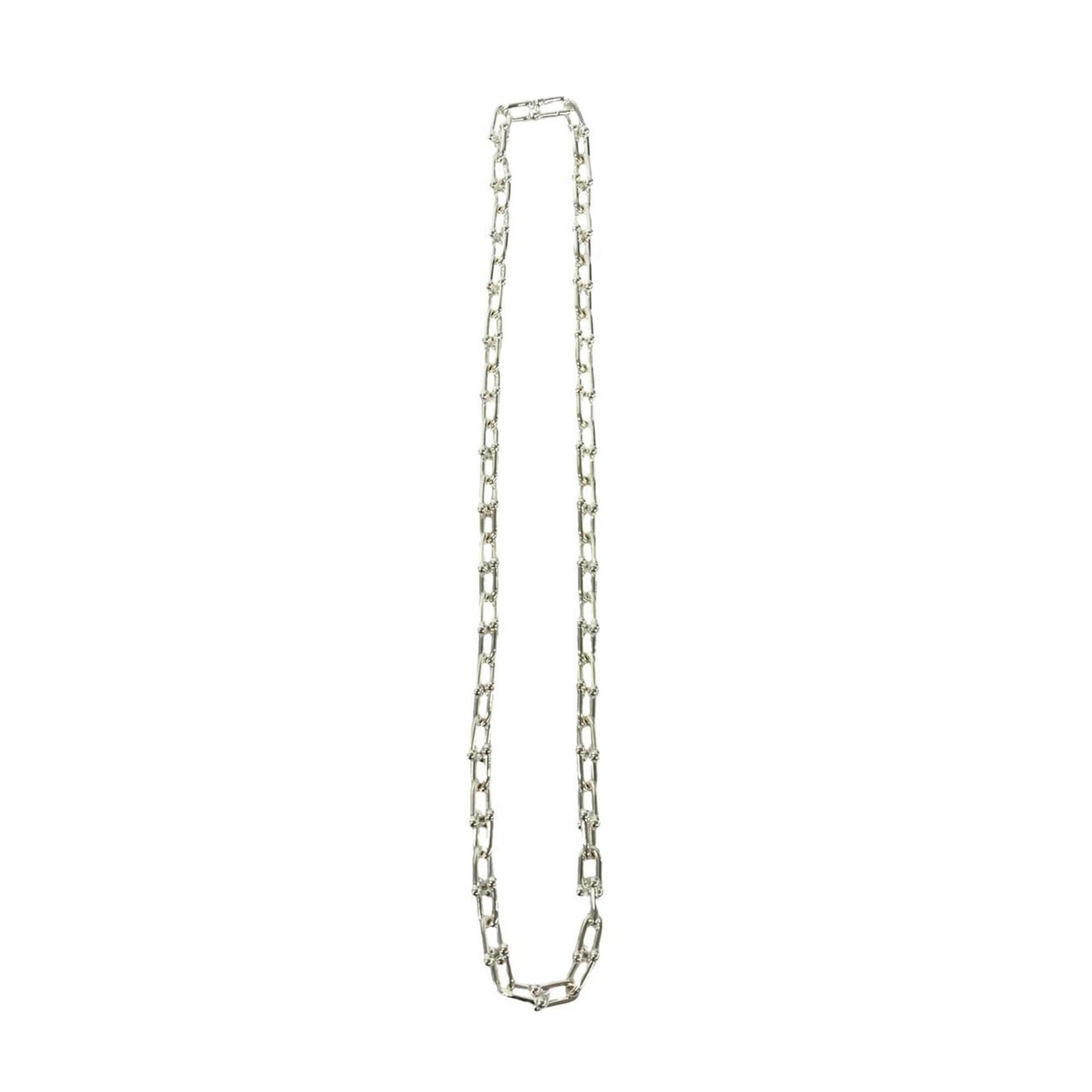 TIFFANY Silver 925: TIFFANY Silver 925 Silver 925 Tiffany Necklace in Good Condition. This 44.5 cm silver necklace features a silver 925 material and bears a signature. It is used with visible wear, including scratches