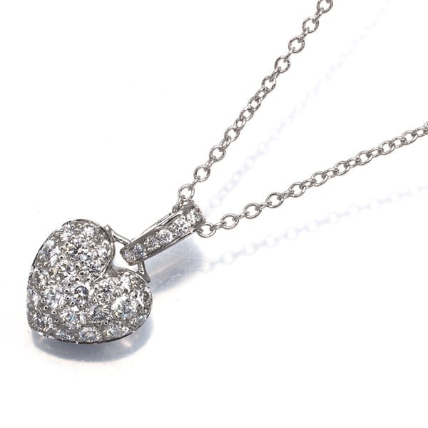 Tiffany&Co. Necklace Diamond Heart Paved 950 Platinum: Tiffany&Co. Necklace Diamond Heart Paved 950 Platinum Tiffany & Co.'s 950 platinum necklace features a stunning diamond heart pendant, expertly crafted with a natural style and a 14.3 x 8.9mm diamond