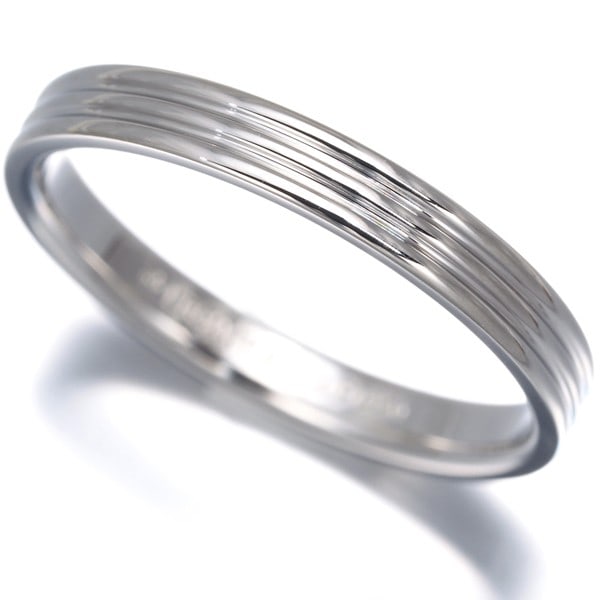 Tiffany&Co. Ring 3-Row Us8.5 950 Platinum: Tiffany&Co. Ring 3-Row Us8.5 950 Platinum Tiffany & Co.'s 3-Row 950 Platinum Ring boasts a sleek, 3.0mm wide band featuring a significant platinum metal purity of 950. This US8.5 ring size offers a