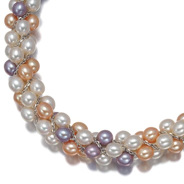 Tasaki Necklace Freshwater Pearl 4.0-4.4Mm Swan 18K 750 White Gold: Tasaki Necklace Freshwater Pearl 4.0-4.4Mm Swan 18K 750 White Gold Tasaki's 18k white gold necklace showcases a stunning freshwater pearl, measuring approximately 4.0-4.4mm in diameter. The necklace's