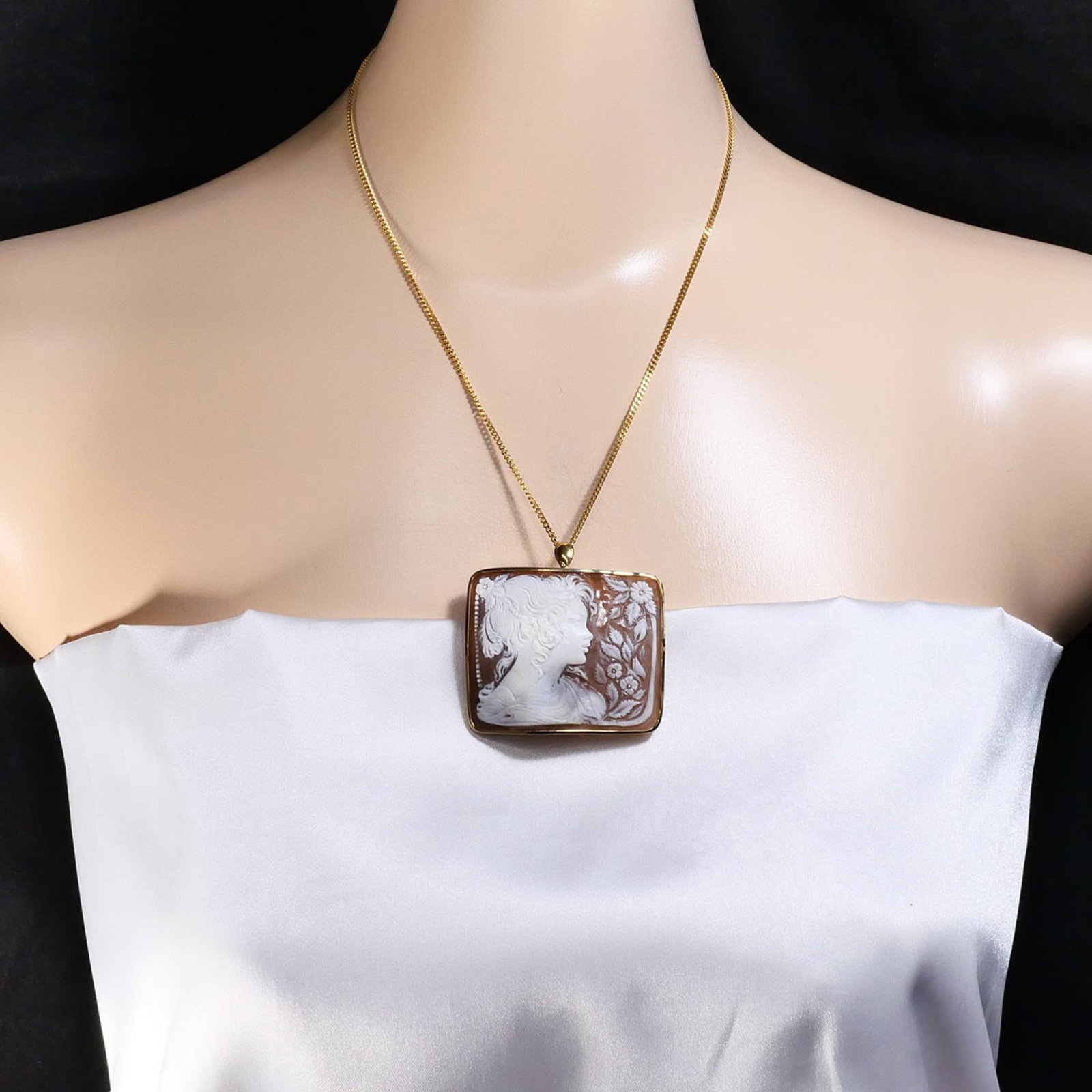 Yellow Gold (18K) - 6