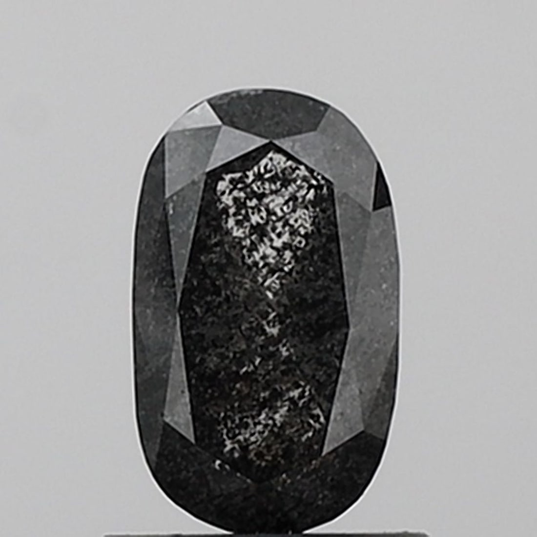Oval 0.99ct Salt And Pepper VVS2 - Loose Natural Diamond: Oval 0.99ct Salt And Pepper VVS2 - Loose Natural Diamond Oval 0.99ct Salt And Pepper VVS2 - Loose Natural Diamond. This exceptional diamond boasts a unique salt and pepper pattern, adding a touch of