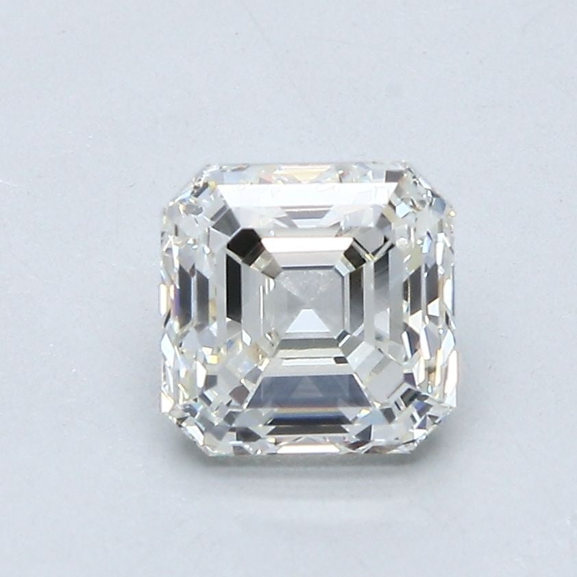 GIA Square Emerald 1.5ct J VVS2 - Loose Natural Diamond: GIA Square Emerald 1.5ct J VVS2 - Loose Natural Diamond GIA Square Emerald 1.5ct J VVS2 - Loose Natural Diamond. This stunning 1.5ct GIA-certified emerald boasts exceptional clarity, color, and cut,