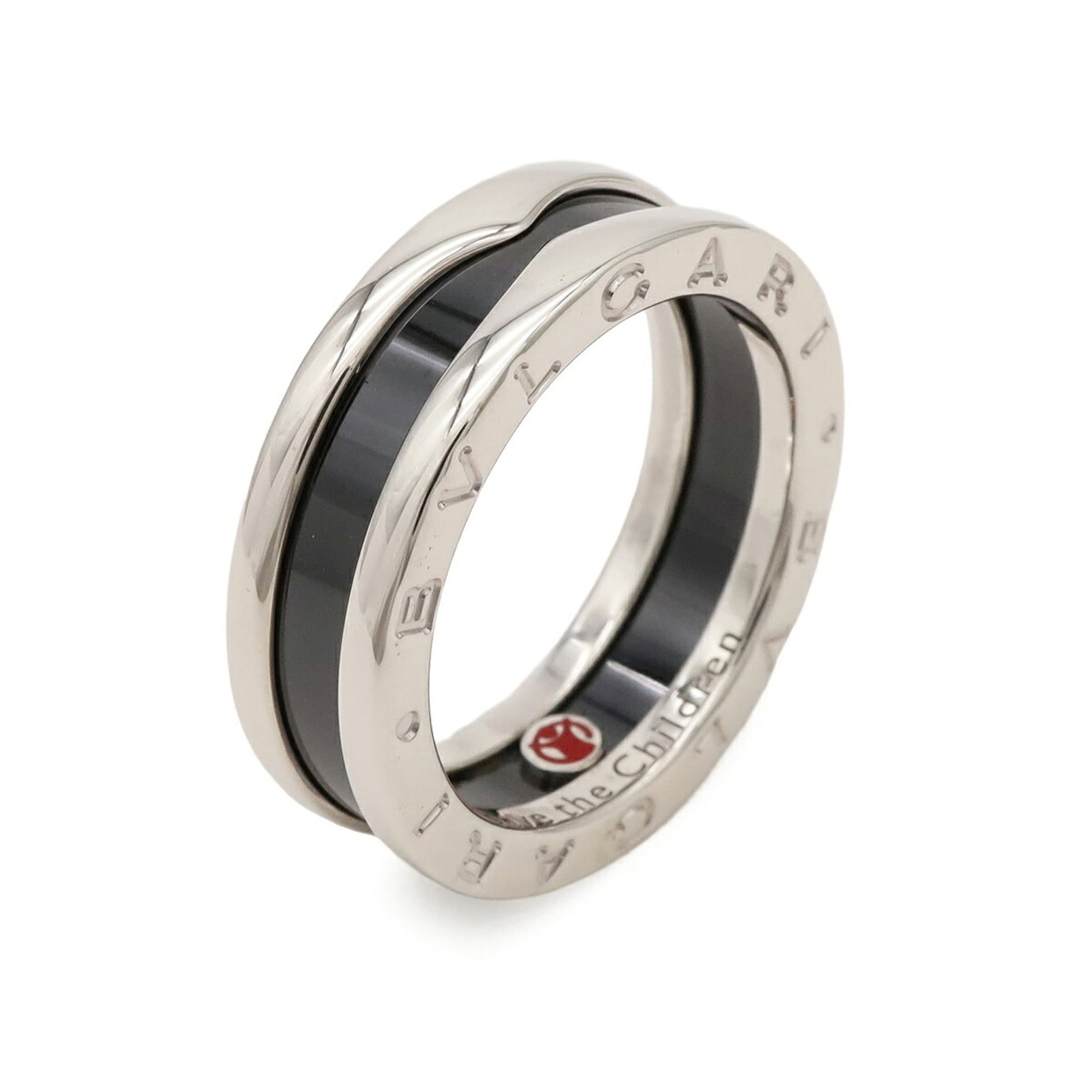 BVLGARI Band Ring Ceramic Silver 925: BVLGARI Band Ring Ceramic Silver 925 Ceramic and silver 925 details make this Bvlgari Band Ring a unique piece. The black and silver color combination adds a touch of sophistication, while the