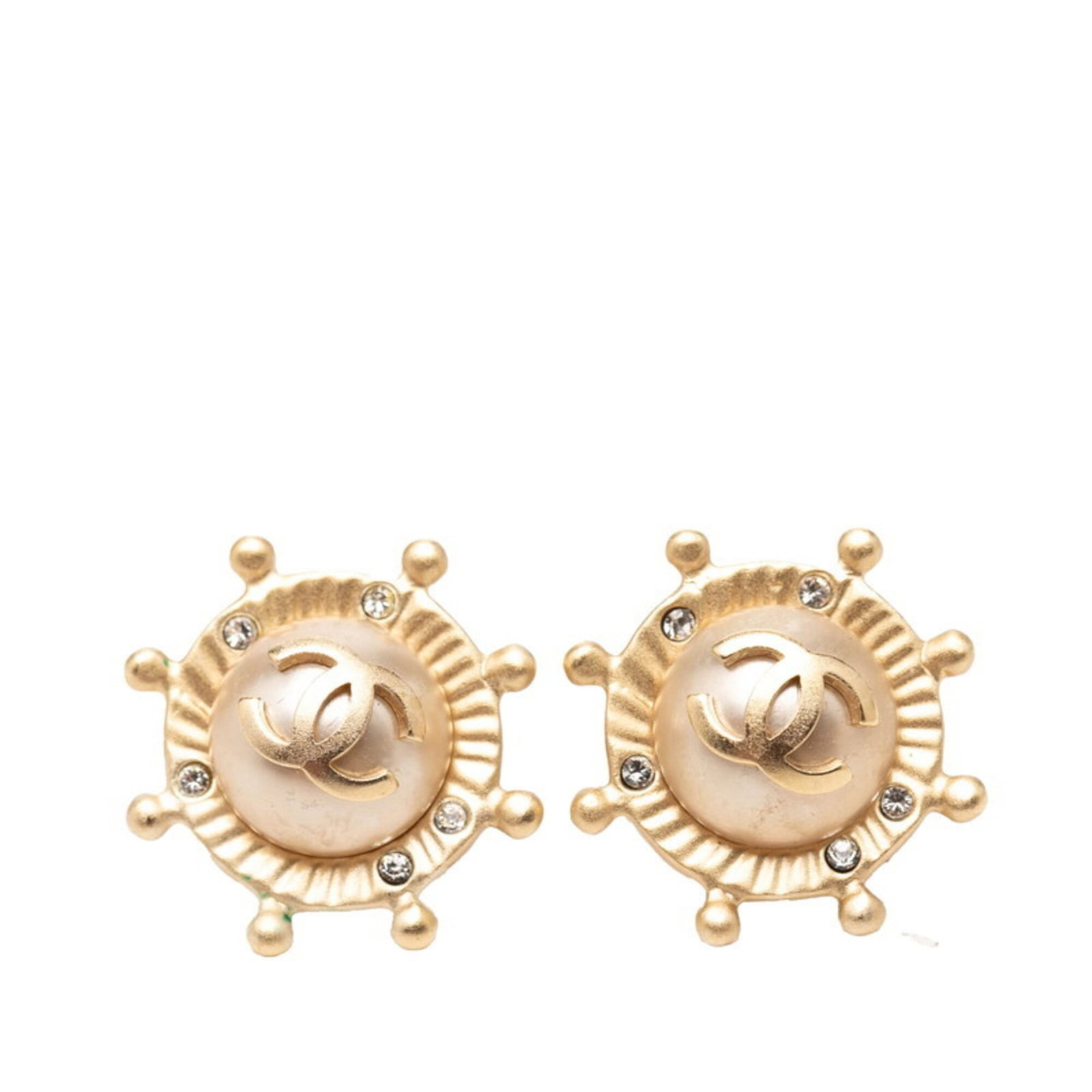 CHANEL Stud Earrings Gold Plating: CHANEL Stud Earrings Gold Plating Gold plating on the CHANEL Stud Earrings adds a touch of luxury to any outfit. With visible scratches and scuffs, these earrings showcase a life well-lived and a stor