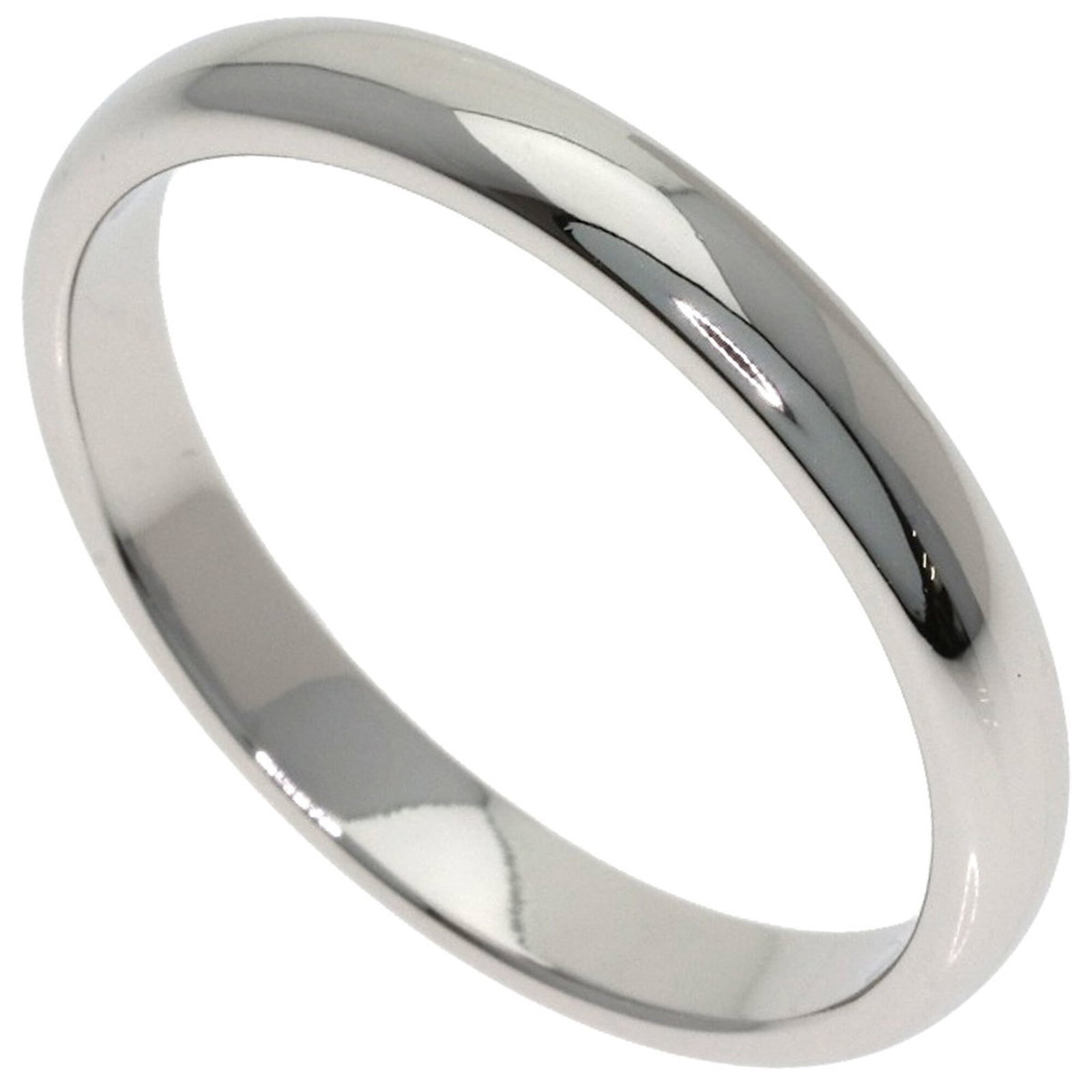 TIFFANY Band Ring: TIFFANY Band Ring Platinum band ring from Tiffany, featuring a 3mm wide band with a total weight of 5.5g. This gently used ring showcases the hallmark of Tiffany's high-quality craftsmanship, with