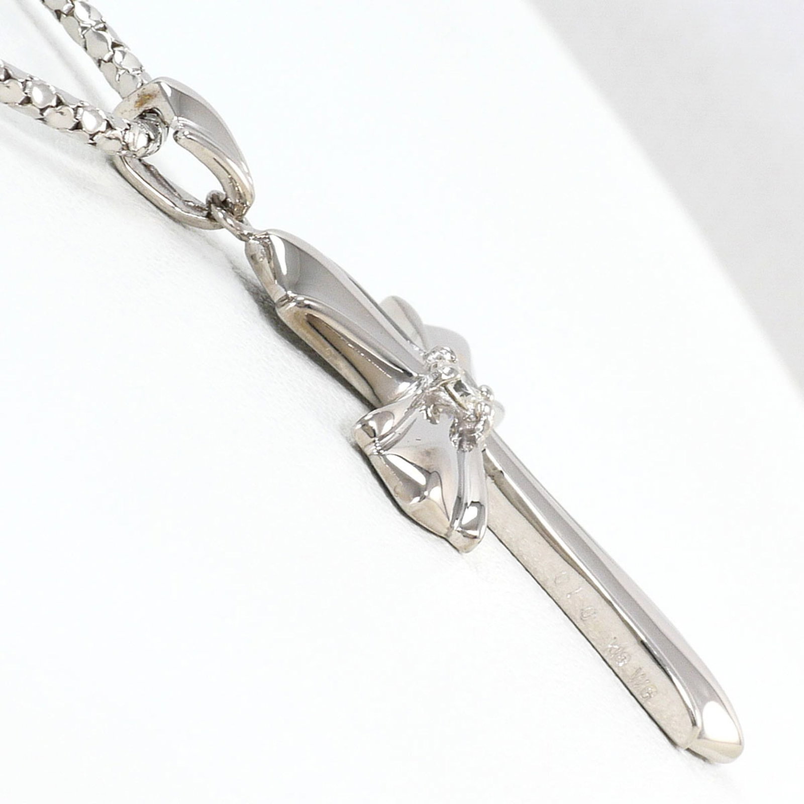 White Gold (18K) - 2