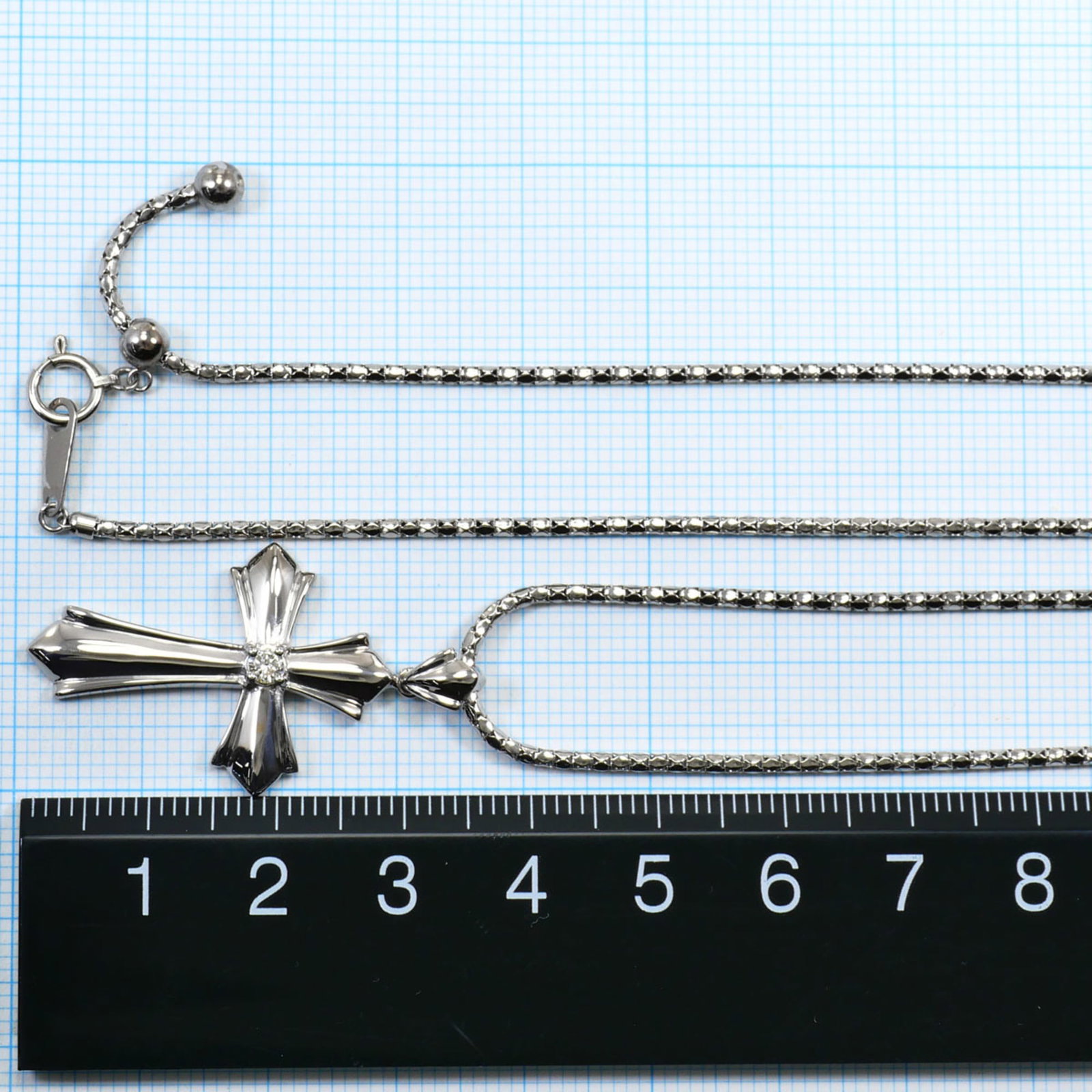 White Gold (18K) - 5