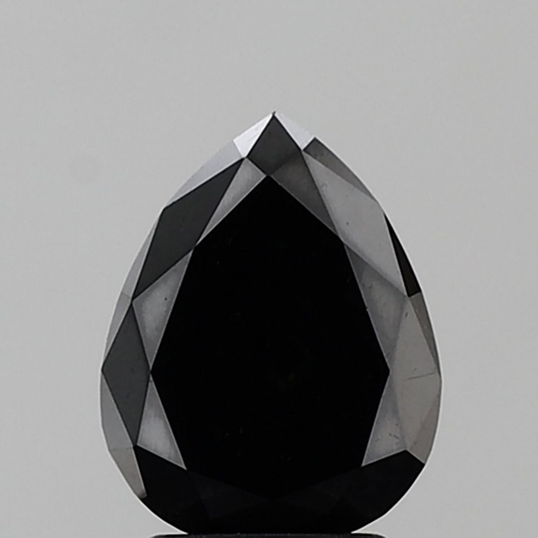 Pear 3.19ct Black VVS1 - Loose Natural Diamond: Pear 3.19ct Black VVS1 - Loose Natural Diamond 3.19ct Black VVS1 - A rare and striking natural diamond, this loose gem boasts exceptional clarity and a flawless polish, making it a standout among its