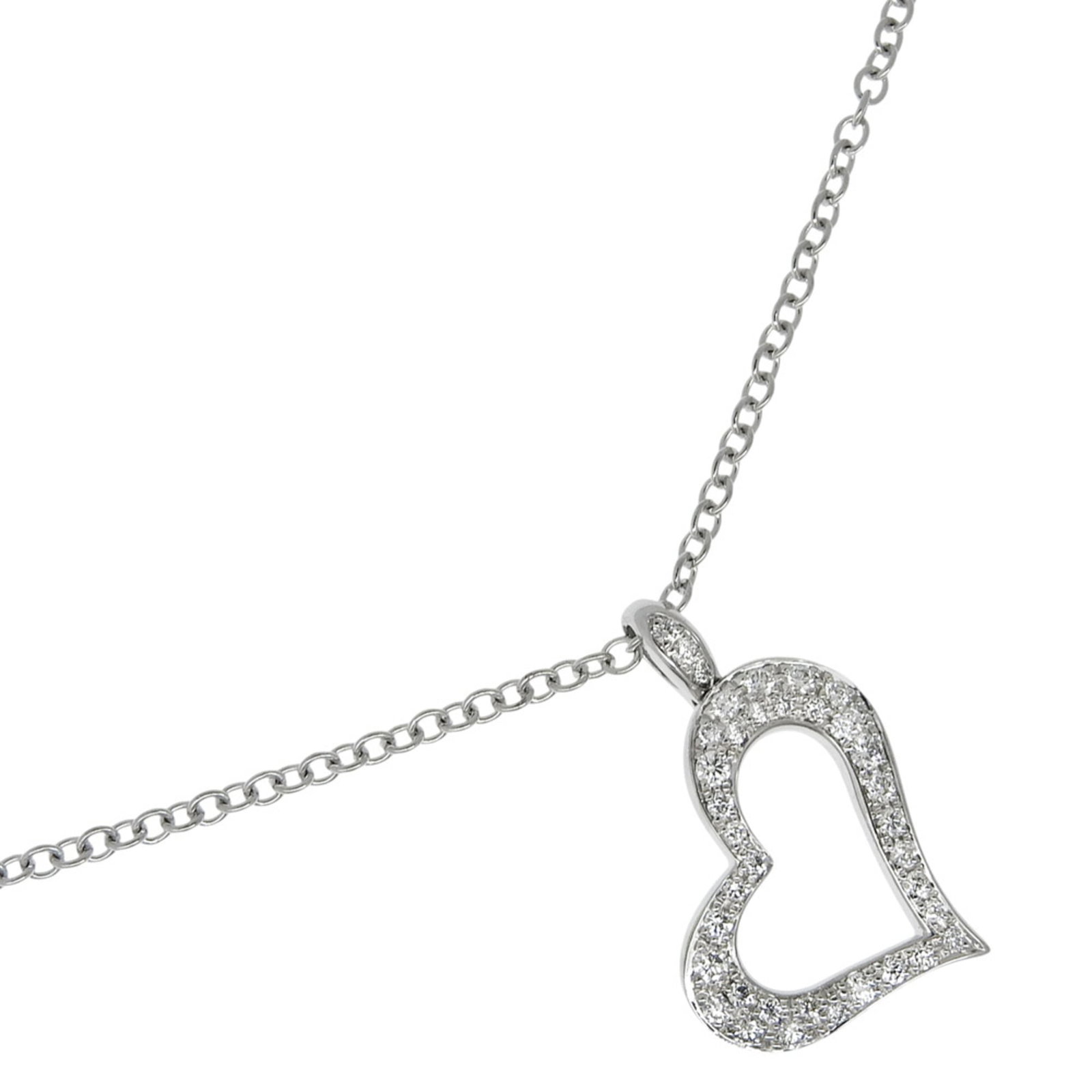 PIAGET White Gold (18K): PIAGET White Gold (18K) Piaget's 18K white gold necklace boasts a stunning diamond pendant, carefully crafted to weigh 7.8g. The necklace's adjustable length accommodates a range of neck