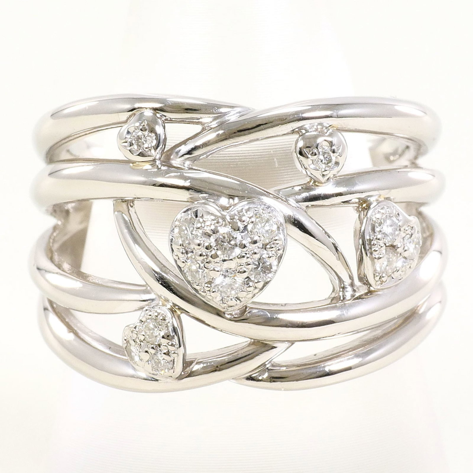 Band Ring Platinum 900: Band Ring Platinum 900 Platinum 900 band ring with a 0.20ct diamond, offering a touch of elegance with its 16mm width and 8 US size. Made from high-quality platinum metal, this ring provides a sleek