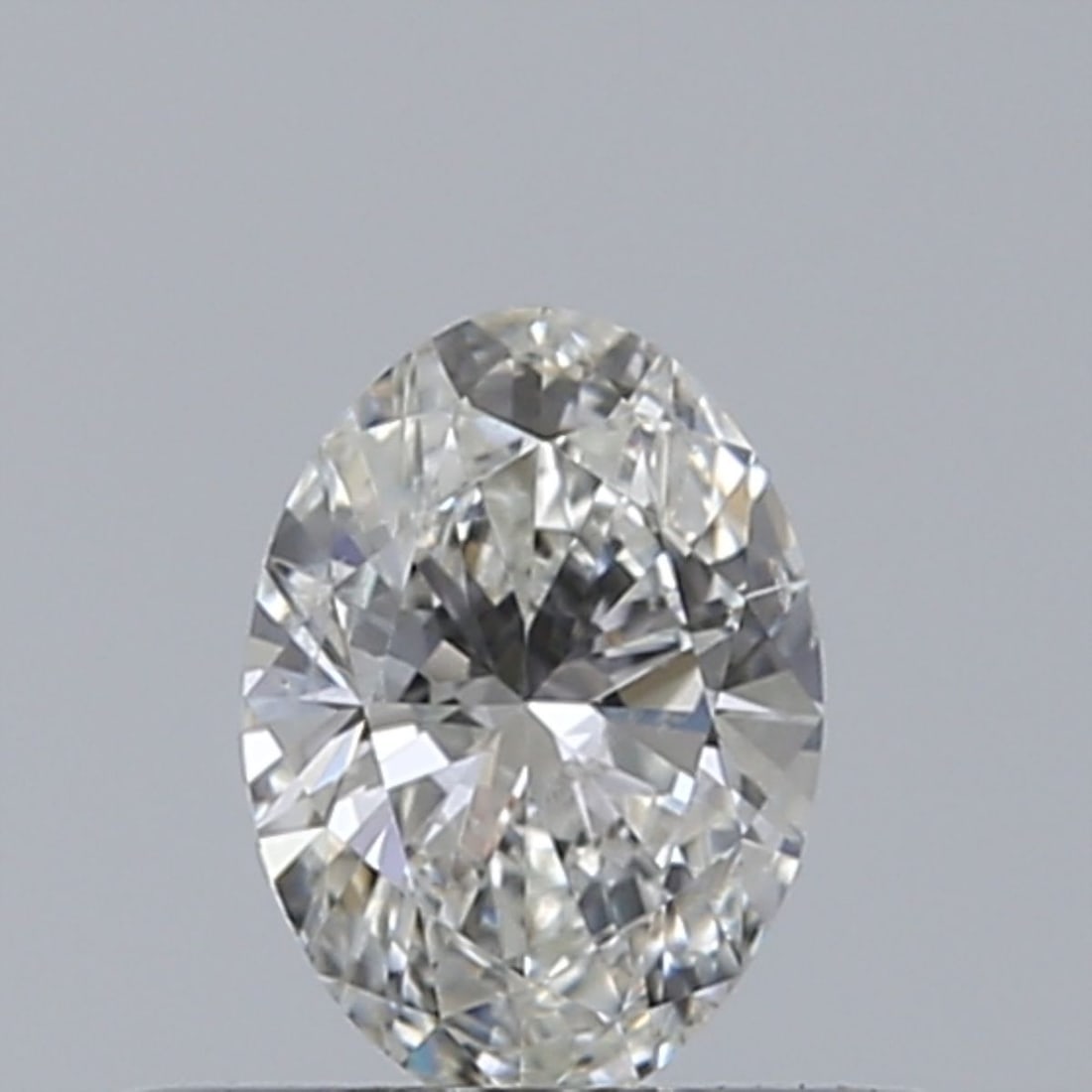Oval 0.25ct G VVS1 - Loose Natural Diamond: Oval 0.25ct G VVS1 - Loose Natural Diamond Oval cut diamond with a 0.25ct weight, graded VVS1 clarity, and a G color, offering exceptional clarity and color for its size. This natural diamond boasts e