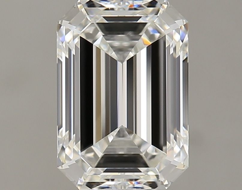 GIA Emerald 1.77ct G VVS1 - Loose Natural Diamond: GIA Emerald 1.77ct G VVS1 - Loose Natural Diamond GIA Emerald 1.77ct G VVS1 - Loose Natural Diamond. This exceptional 1.77ct GIA-certified emerald boasts a vibrant G color, exceptional VVS1 clarity, a