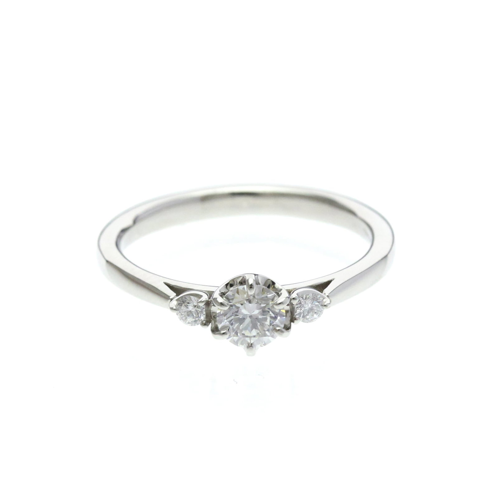 Engagement Ring Platinum (1 of 11)