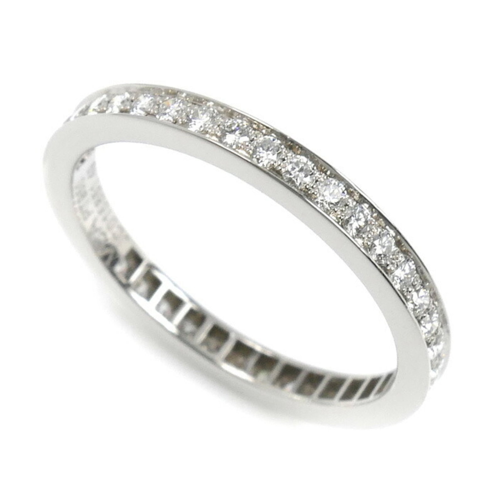 VAN CLEEF & ARPELS Band Ring Platinum 950: VAN CLEEF & ARPELS Band Ring Platinum 950 Platinum 950 band ring from Van Cleef & Arpels, a renowned French luxury brand, crafted from high-quality platinum material. This elegant band ring features