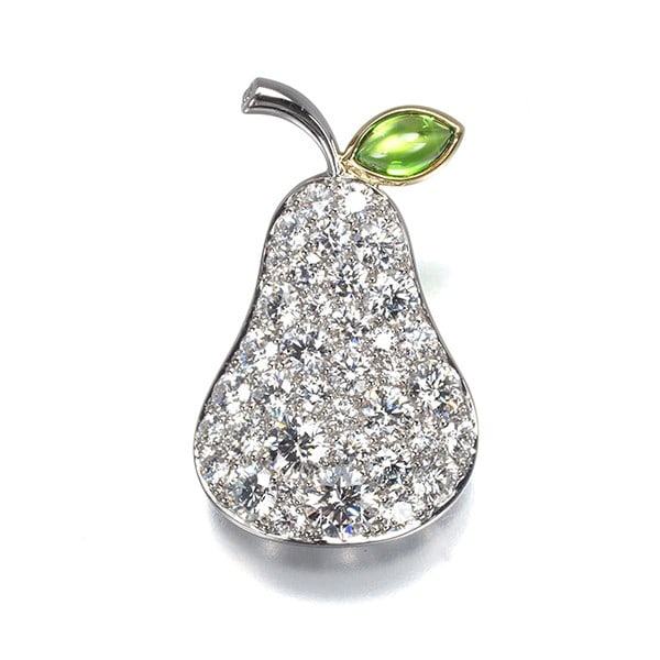 Gimel Single Earring Demantoid Garnet Diamond Pear Paved Pt 950/18K Yg: Gimel Single Earring Demantoid Garnet Diamond Pear Paved Pt 950/18K Yg Gimel's Single Earring Demantoid Garnet Diamond Paved Pt 950/18K YG features a stunning 0.185ct Demantoid Garnet surrounded by a 