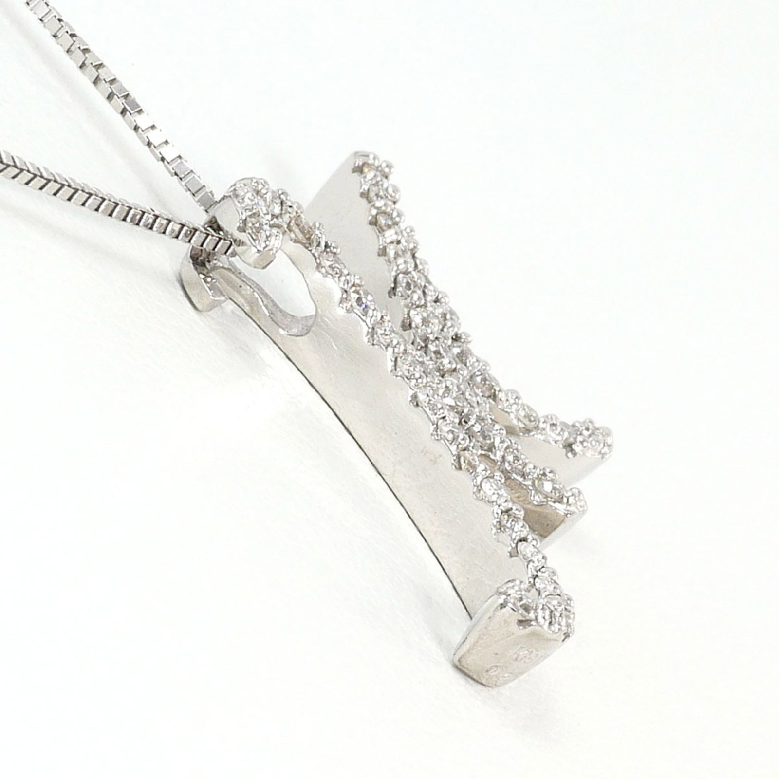 White Gold (18K) - 2