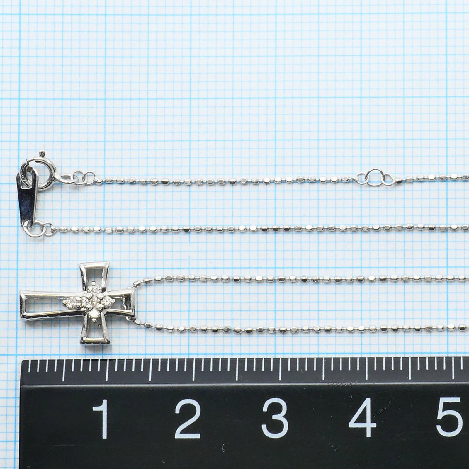 White Gold (18K) - 4