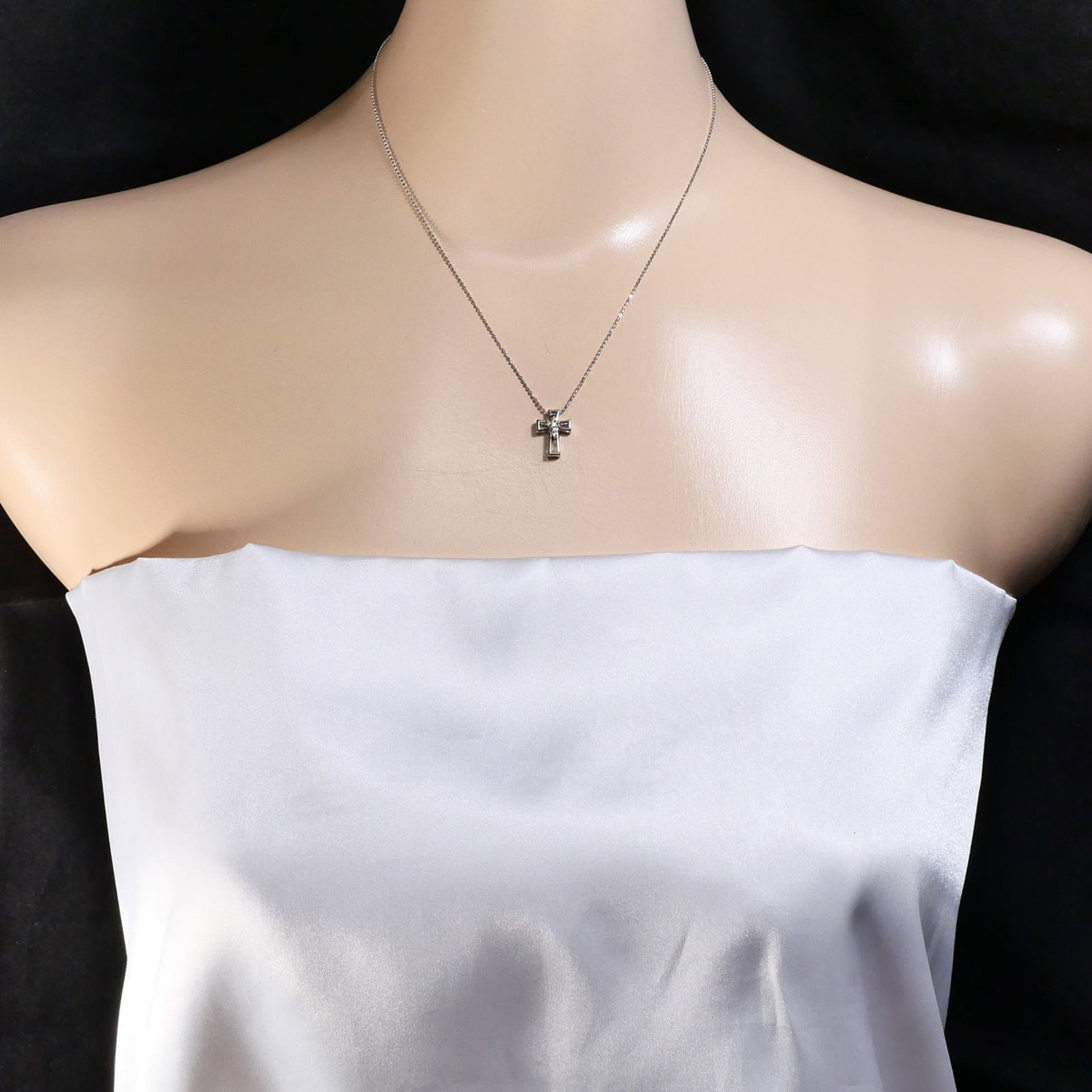 White Gold (18K) - 5