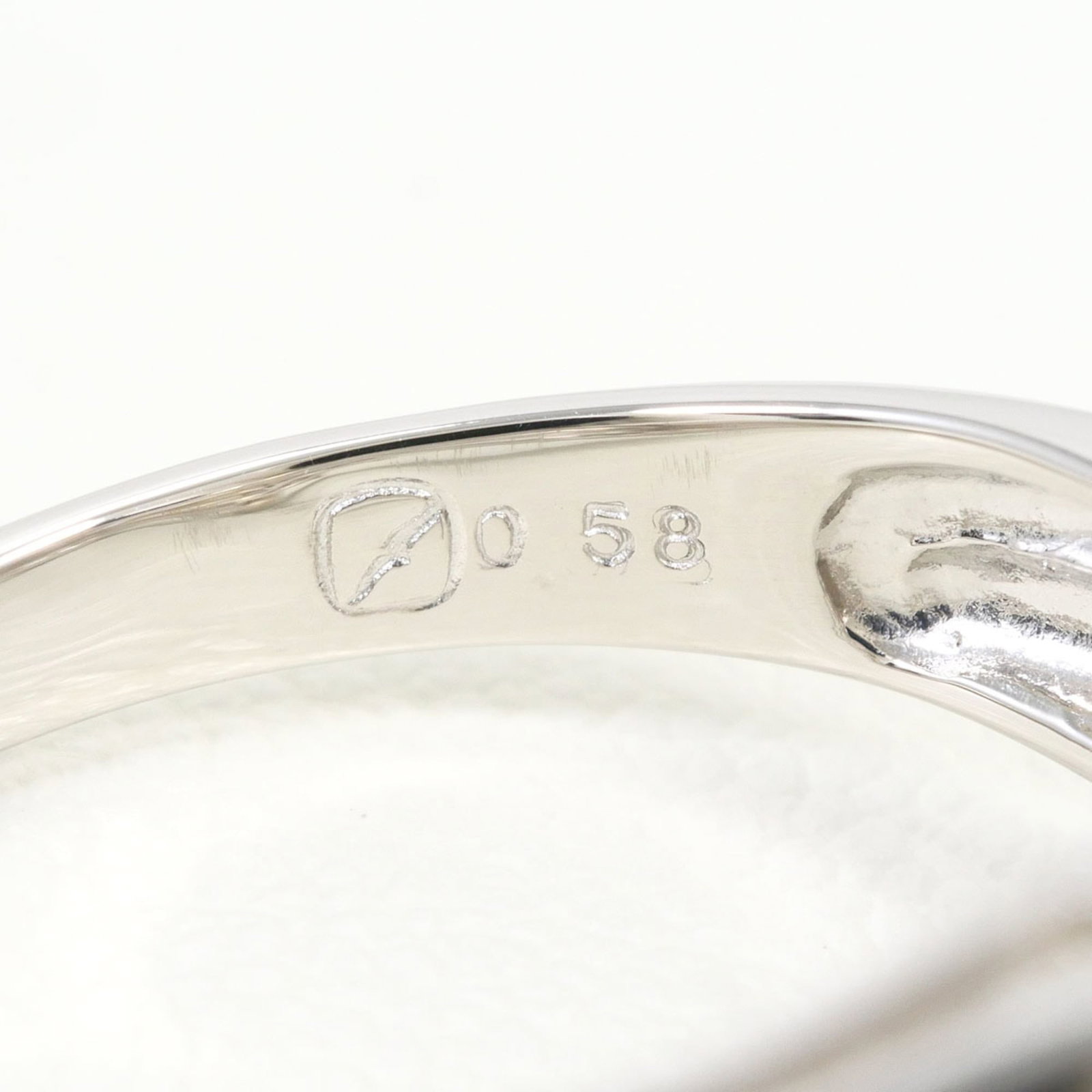 Band Ring Platinum 900 - 6