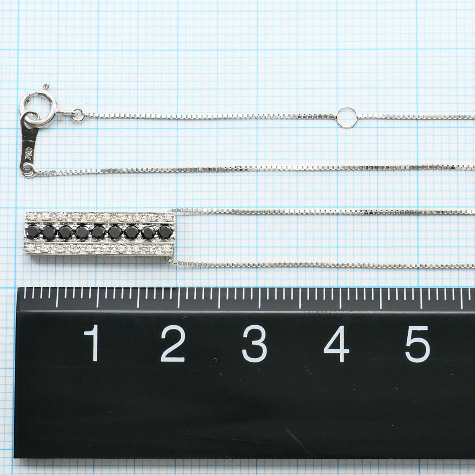 White Gold (18K) - 5